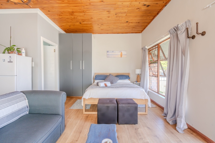 4 Bedroom Property for Sale in Middedorp Western Cape